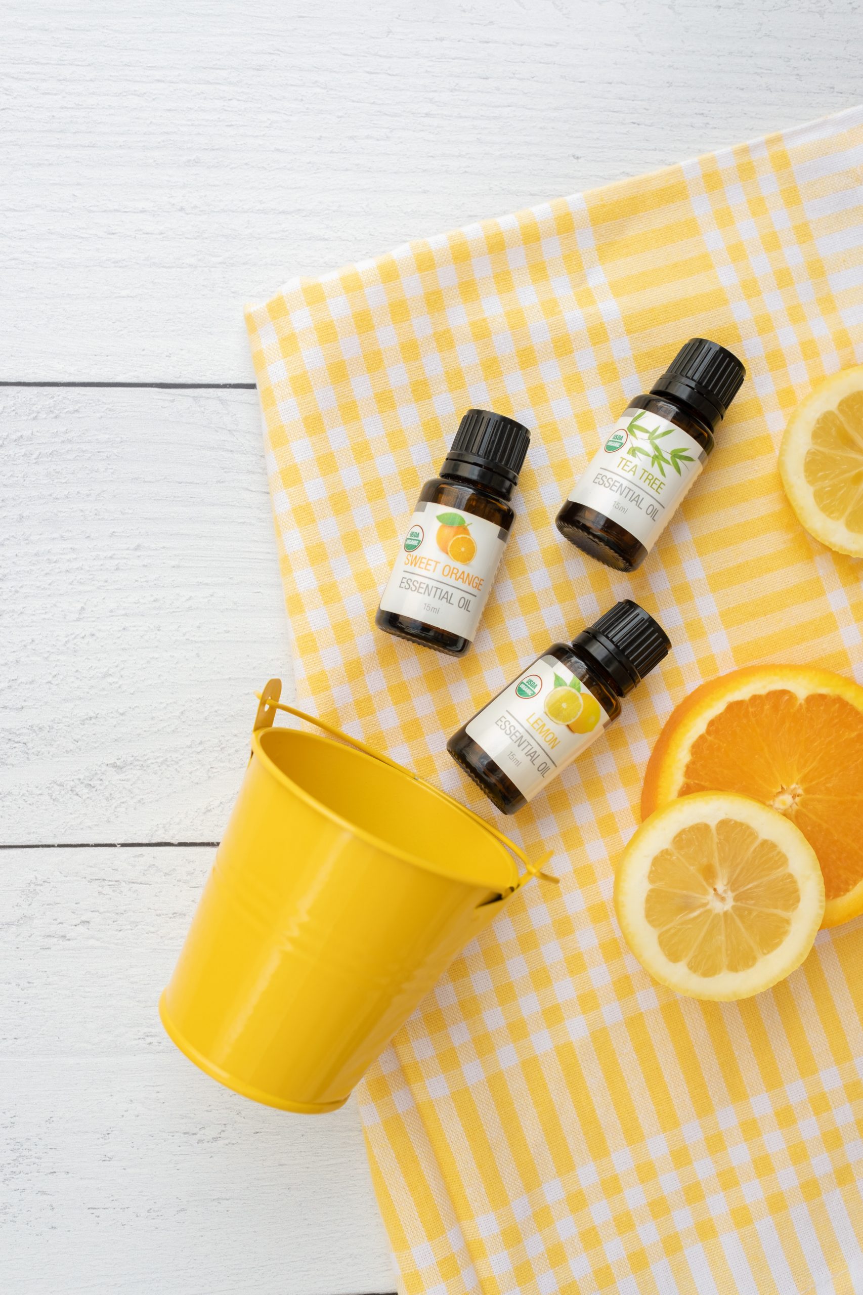 15 Best Sweet Smelling Essential Oil Recipes - A Less Toxic LifeA